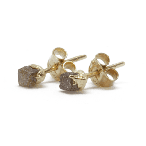Wabi Sabi Rå earrings in gold with raw diamonds