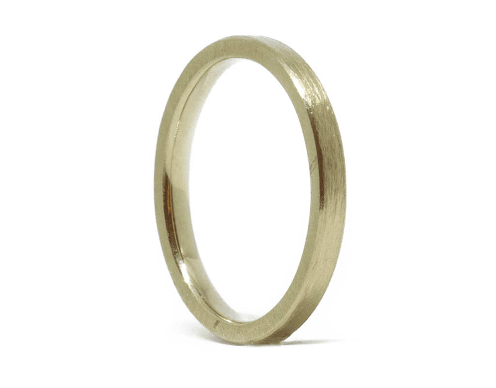 Wabi Sabi wedding ring in gold